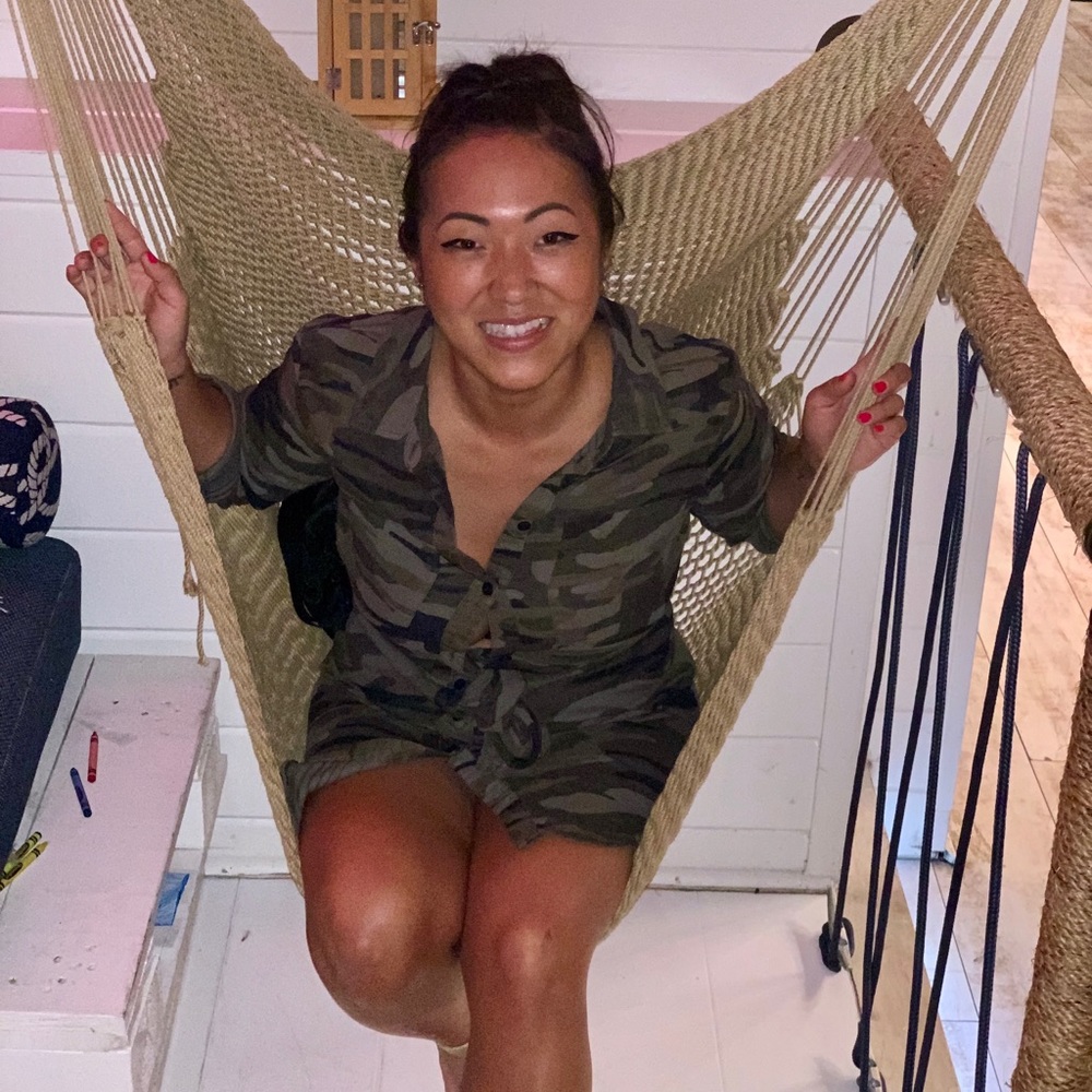 Meet your Posher, Lois